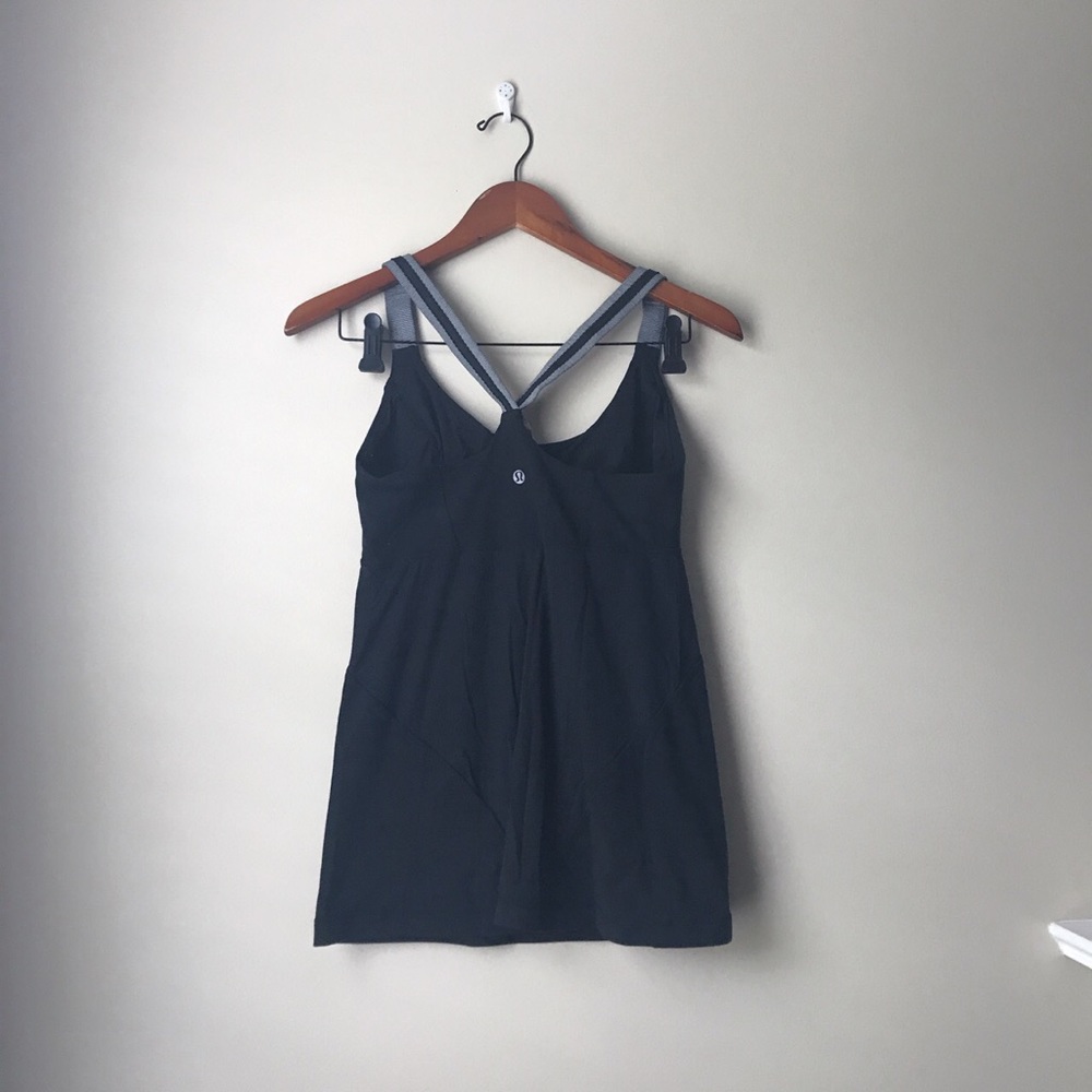 Lululemon Workout Tank Top - Picture 2 of 3